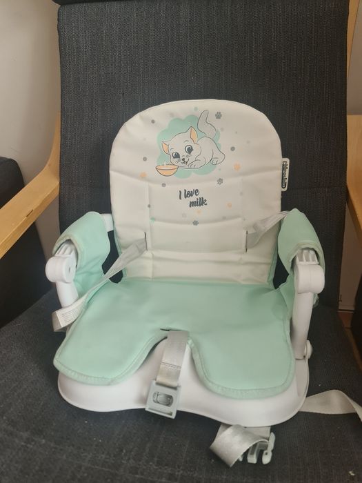 Повдигащо бебешко столче за хранене