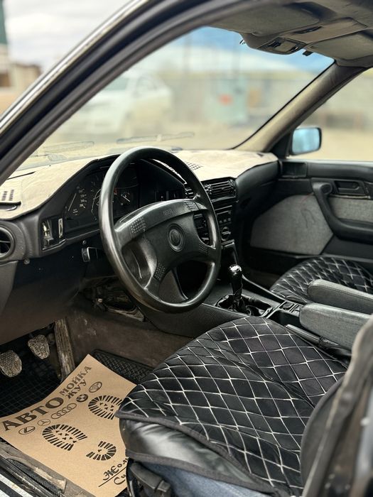 BMW E34 год 1993