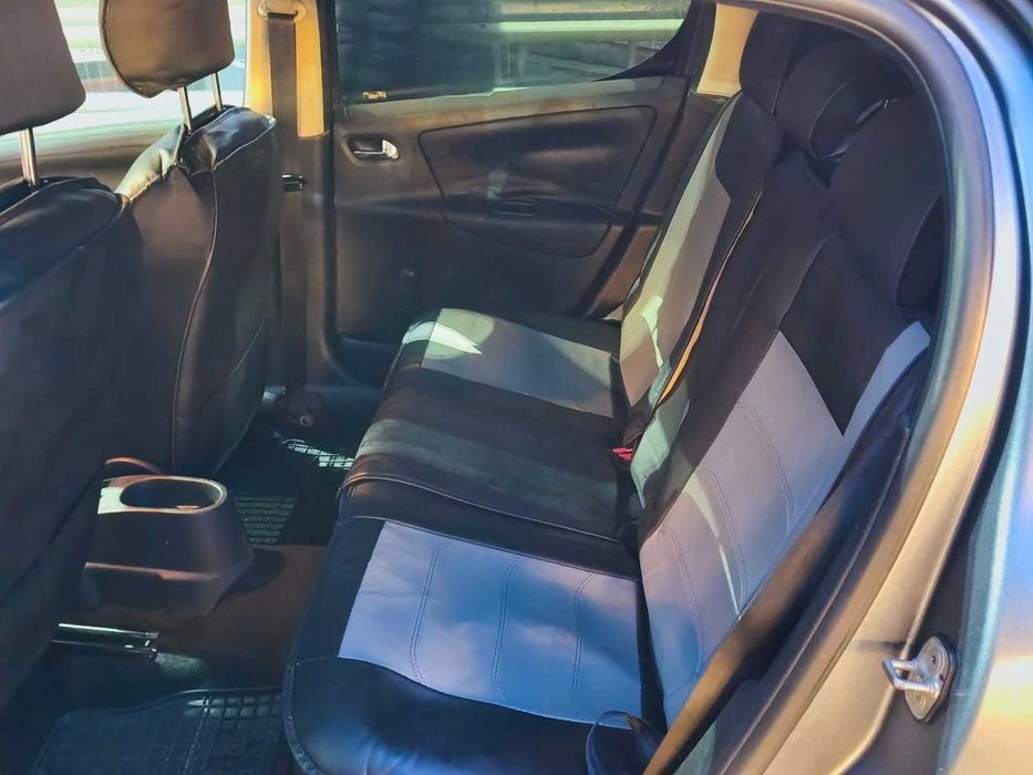 Peugeout 207 1.4 benzina 2008