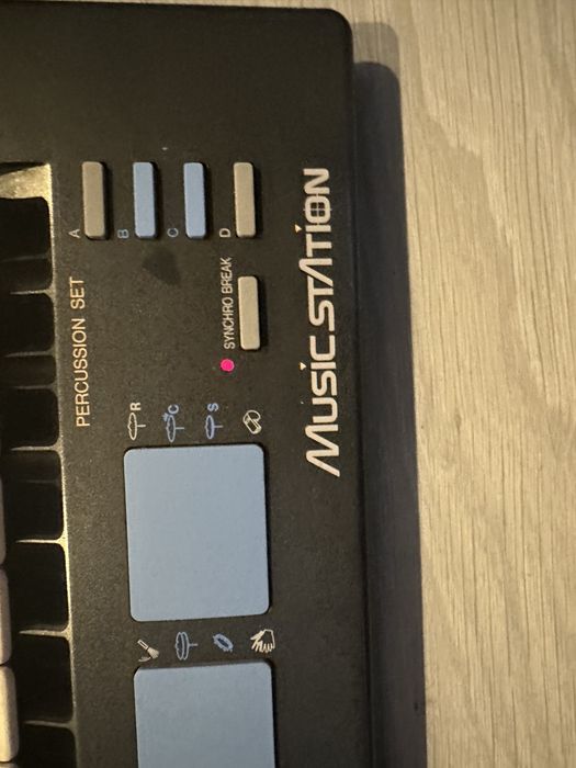 Yamaha PortaSound Pss-680