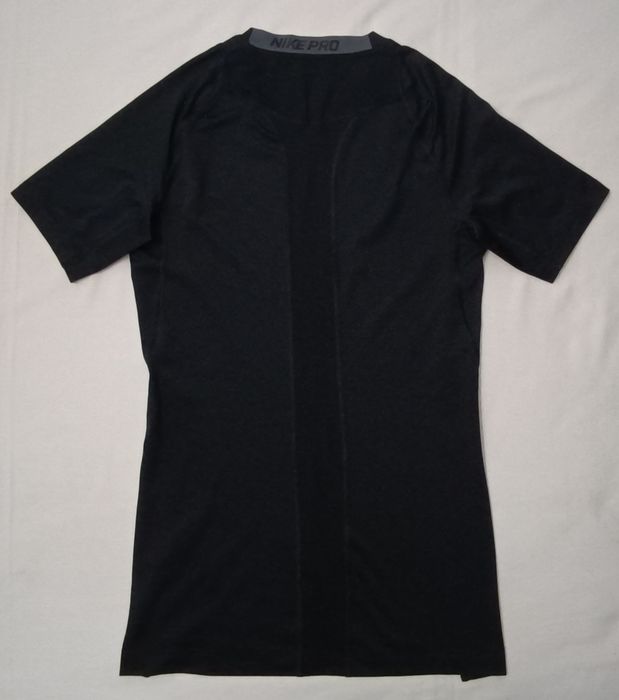 Nike PRO DRI-FIT Compression Tee оригинална тениска S Найк спортна фланелка спорт фитнес тренировки
