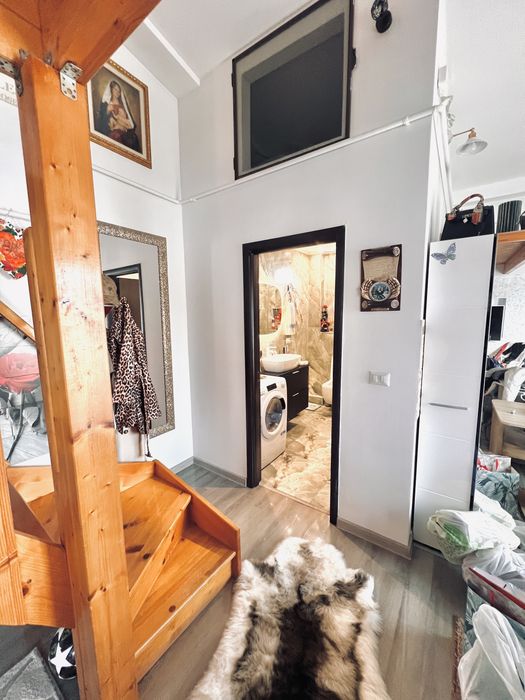 Apartament de vanzare capat cug in valea adanca