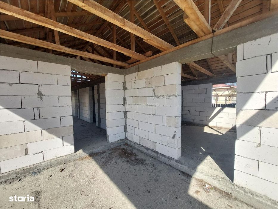 Casa tip Parter, 100 mp, teren 860 mp, comuna Galbenu