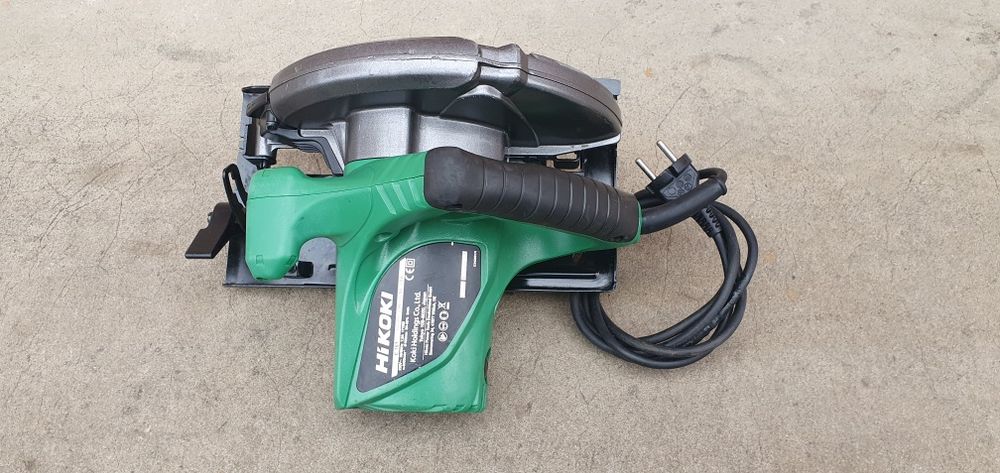 Circular hikoki. Hitachi. 1710 W.