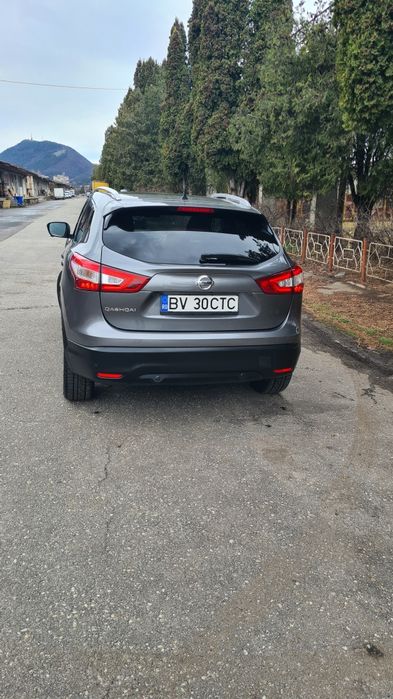 Nissan qashqai j11