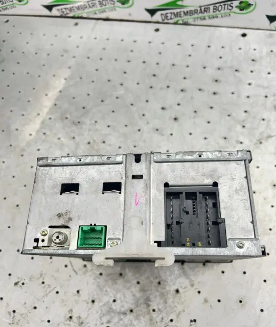 Radio cd 97AP-18C815-AC 97AP-18C815-AC Ford Focus 2001 1.8 MT (115 hp)