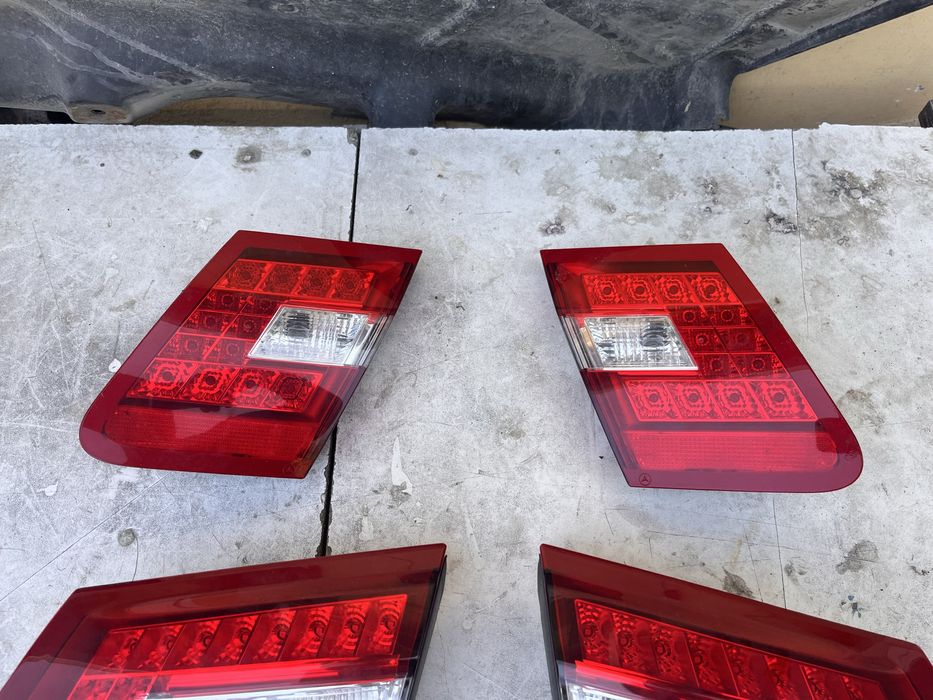 Вътрешни стоп Mercedes E W212 - седан и комби