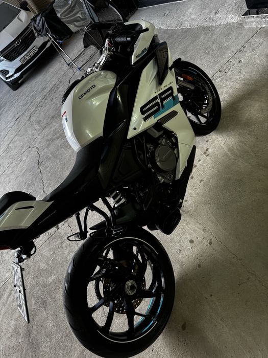 Продам CF Moto 2025 года пробег 2200 км