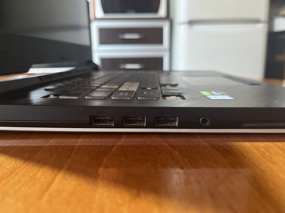 ASUS ROG Strix G531GT – дефектен, за части или ремонт