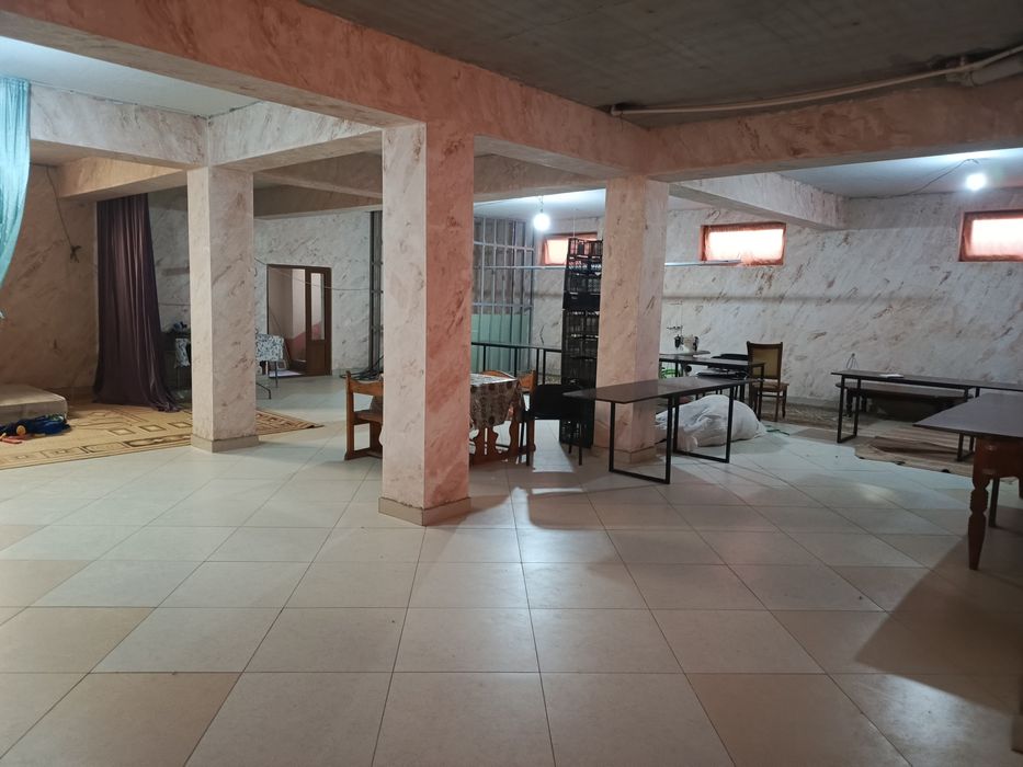 Podval arendaga beriladi 144m² Olim polvon choyxonasini orqa mahallasi