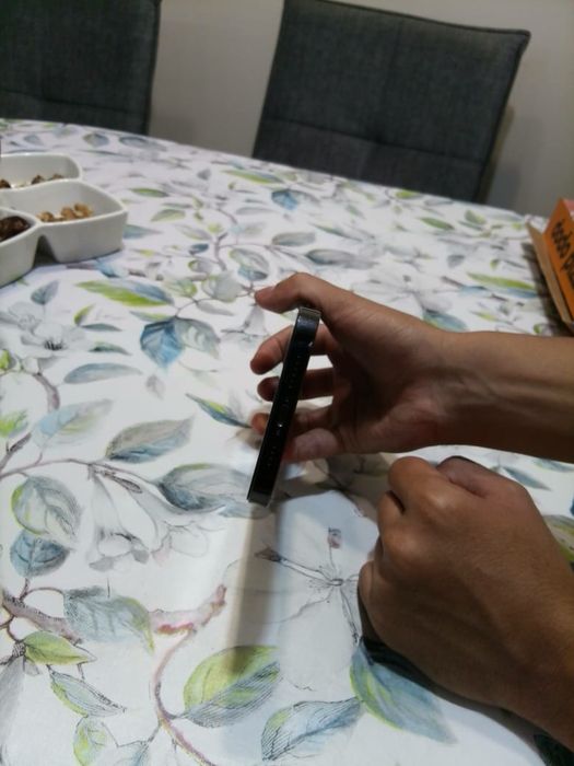 Продам айфон 14 про мах