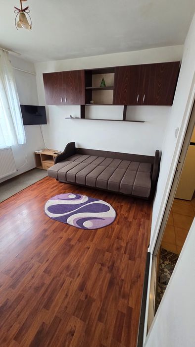 Inchiriez cameră cămin