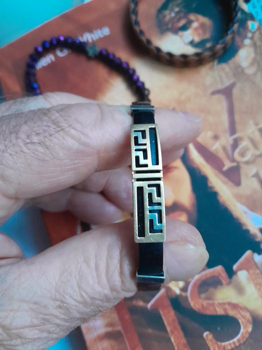 Vînd brățară 14k silicon