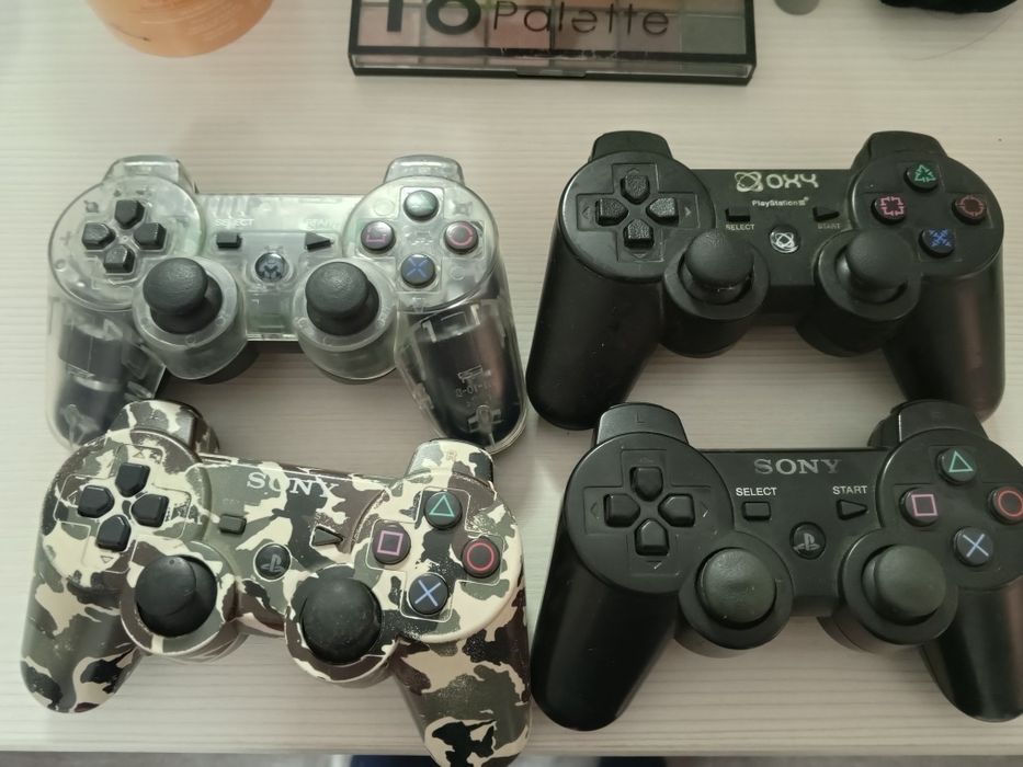 Продам PS3 Super Slim