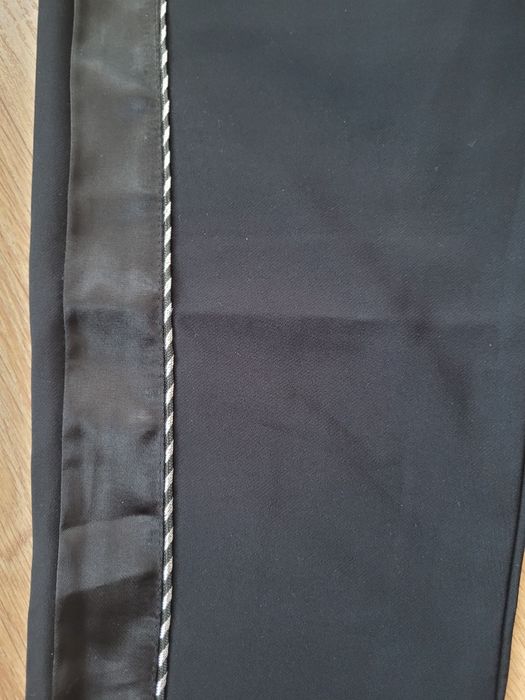 Елегантен панталон Lucy