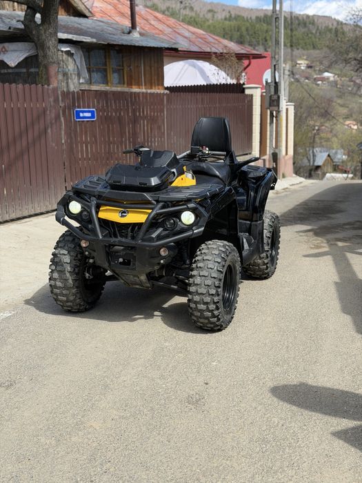 Can am Outlander Max 1000 XT / 2014 / Nr. Negru / Servo