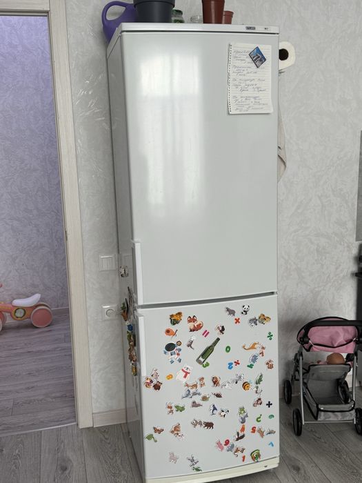 Холодильник в рабочем состоянии !