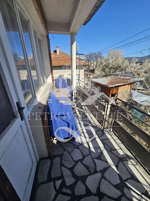 3-стаен в Пазарджик, област-гр.Велинград площ 74 цена 350