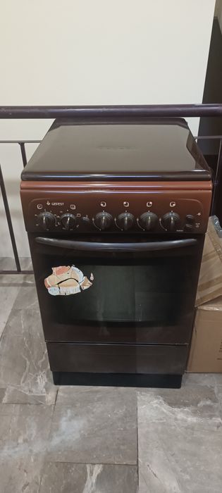 Продаю газовую плиту