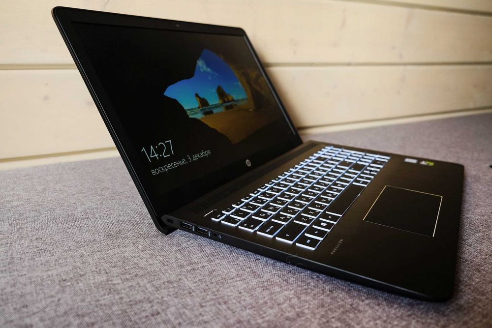 Ноутбук HP Pavilion 15-cb006ur/8GB RAM/NVIDIA GeForce GTX1050
