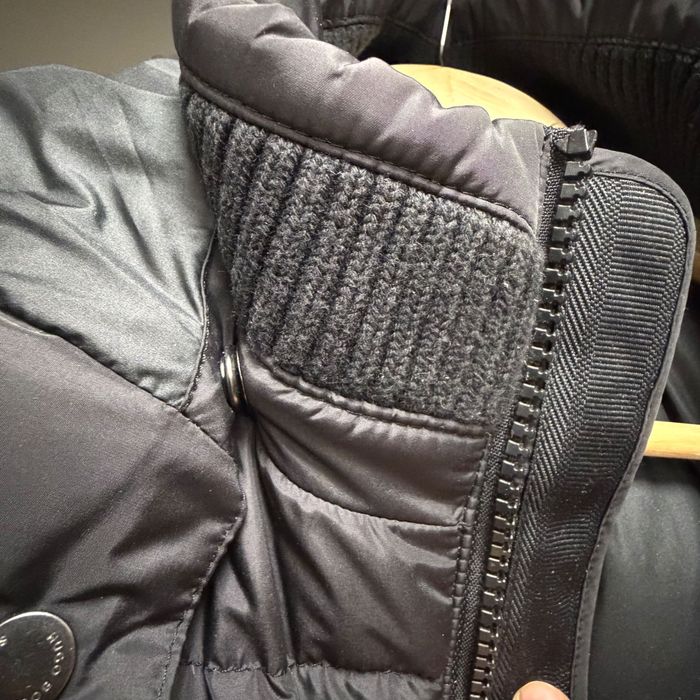 Geacă neagră Puffer de iarnă Hugo Boss, mărimea 50 (M), aproape nouă