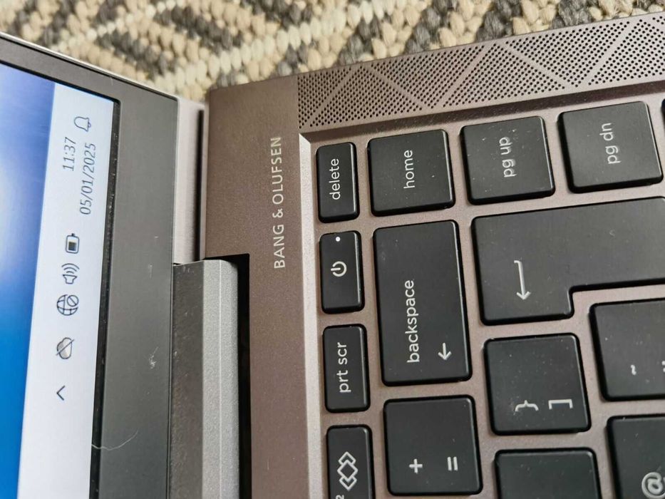 HP ZBook Firefly 14" G7 * i5-10210U * 256GB * 8GB