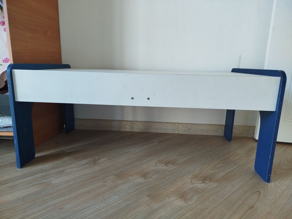 продам детский стол