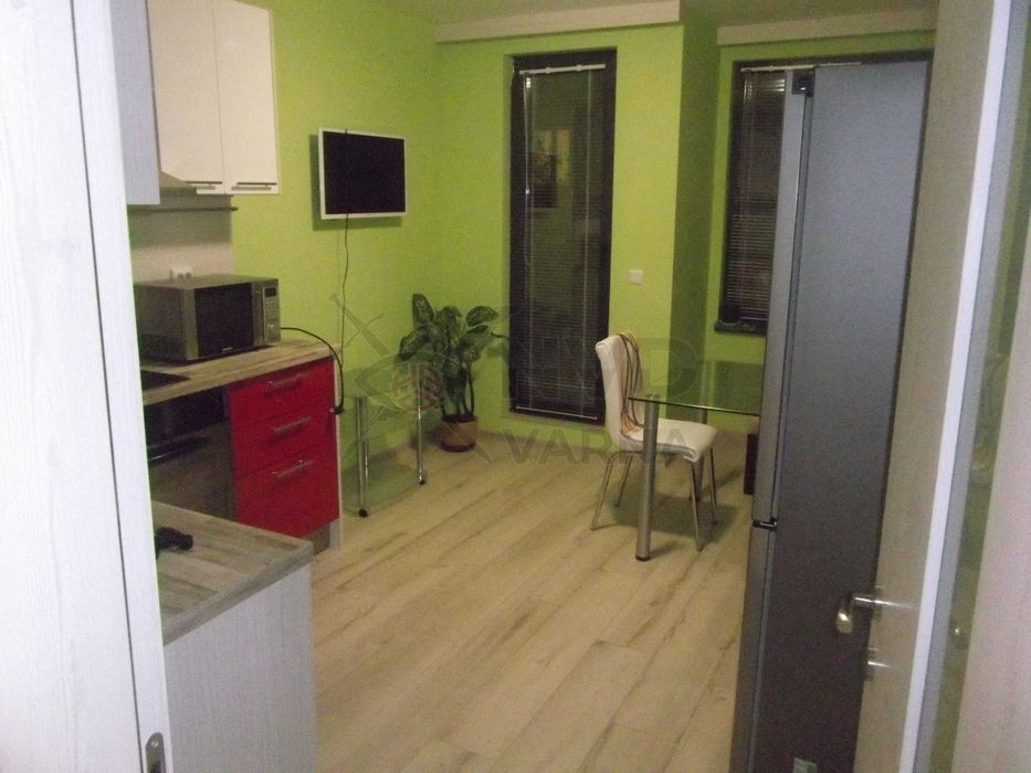 Дава се под наем двустаен апартамент  в Лятно кино Тракия! 2617312