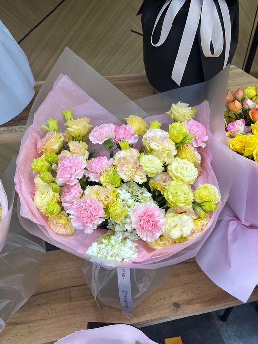 Букеты свежие в