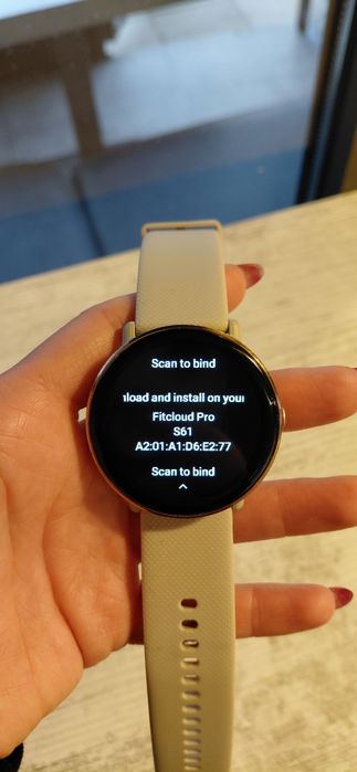 Нов смарт часовник