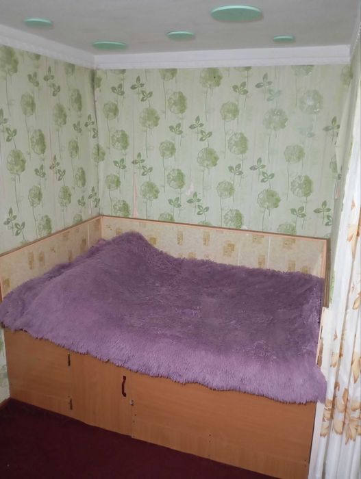 Срочно продаётся 1 комн, этаж 2, 4 м/район