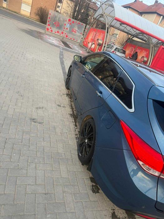 Schimb Hyundai i40