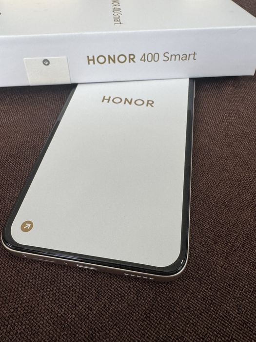 Телефон Honor 400  НОВ!