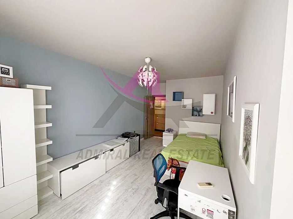 Дава се под наем Тристаен апартамент в Варна, Колхозен пазар - 86 кв.м за 665 € - Снимка #4