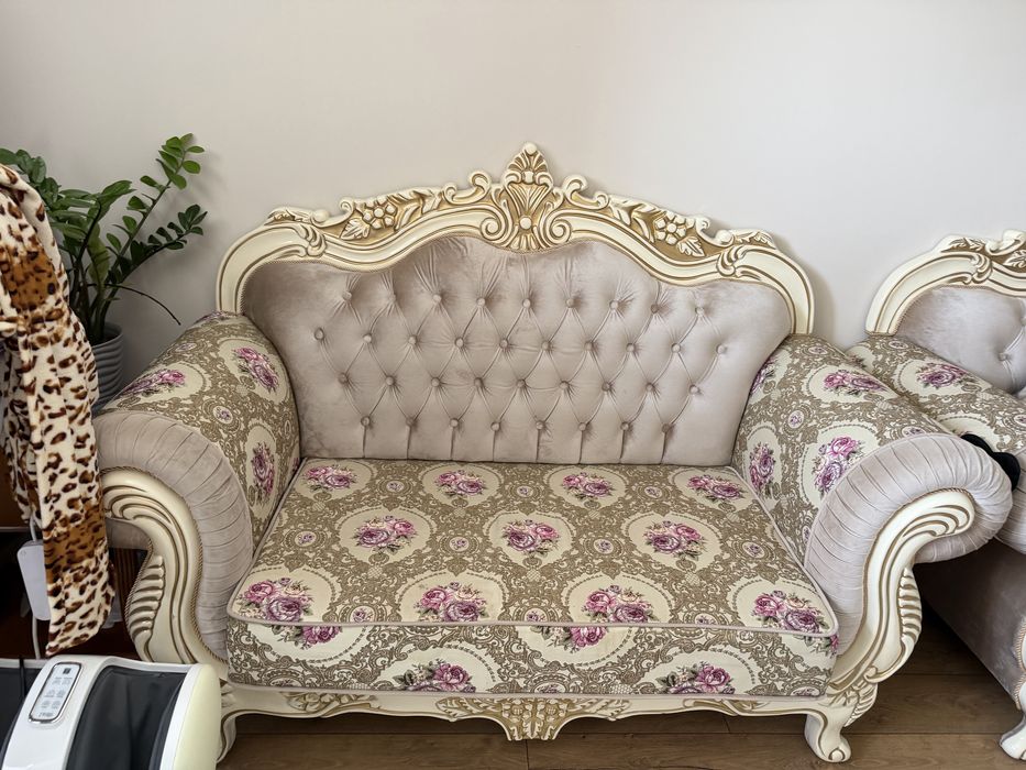 Продам Диваны и кресла 6 метров