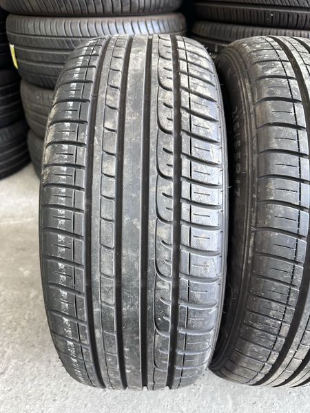 215/55/17 DUNLOP 4бр