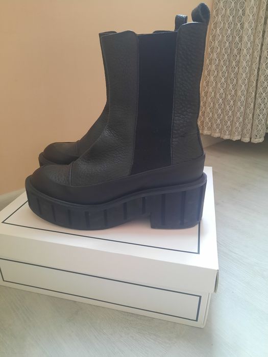 Боти от естествена кожа RAW