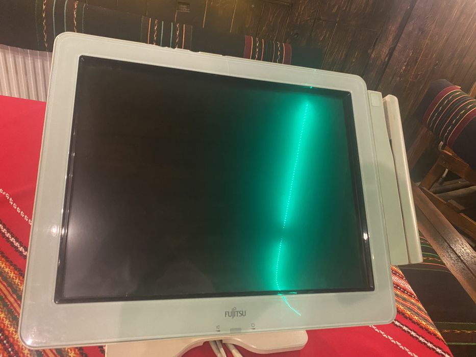 Професионален 15” инчови touchscreen монитори fujitsu