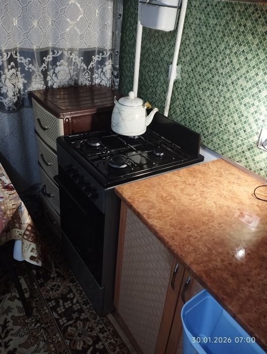 Газовая плита продам