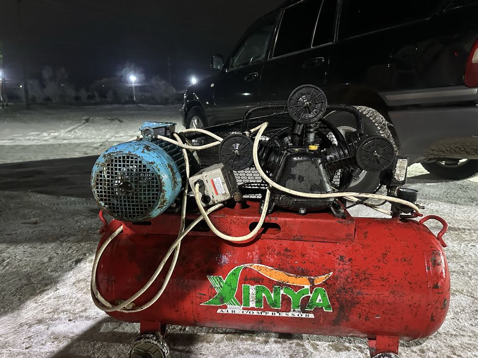 Компресор 200литр