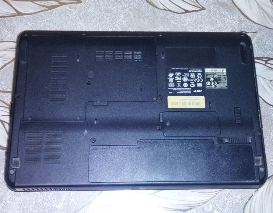 Acer Aspire 4732Z
Процессор: Intel PZntium Dual-Core T4500, 2