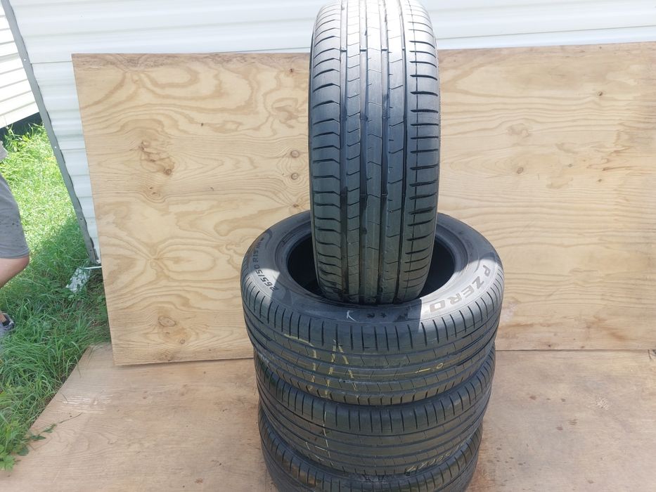 150 lei bucata! Set anvelope de vara RUNFLAT 265 50 r19 Pirelli P zero