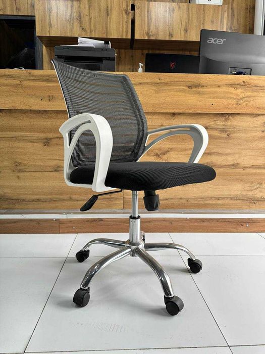 Кресло для офиса и дома - MI