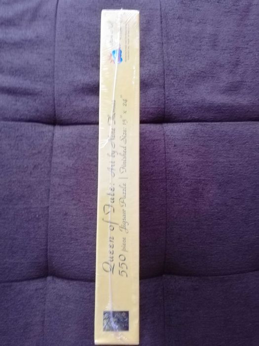 Нов пъзел SunsOut Queen of Fate от Nene Thomas, 550 части