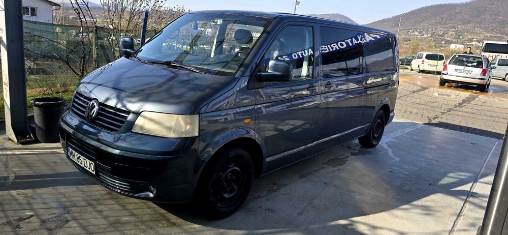 VW Transporter T5 LWB (Varianta Lungă) – 1.9 TDI – 2 Uși Laterale