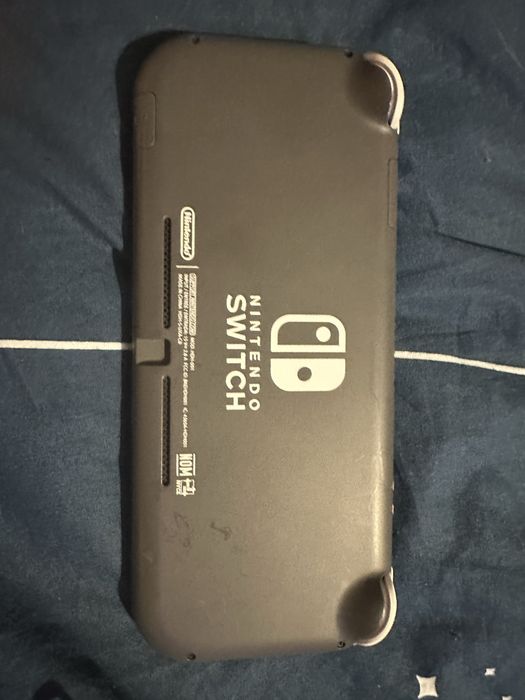 Nintendo switch Lite със 128 чип