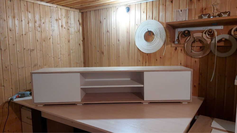 Тумба под телевизор