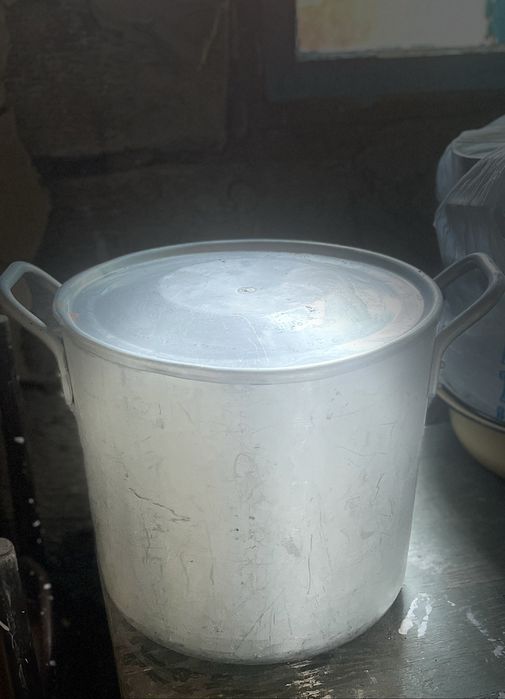 Продам кастрюлю