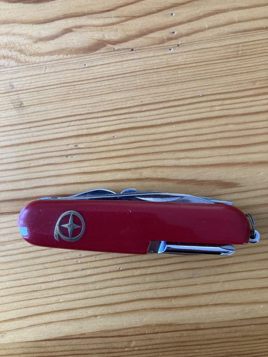 Многофункционална ножка