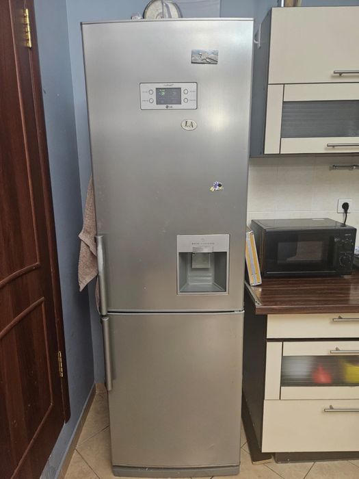 Продам кухню с техникой